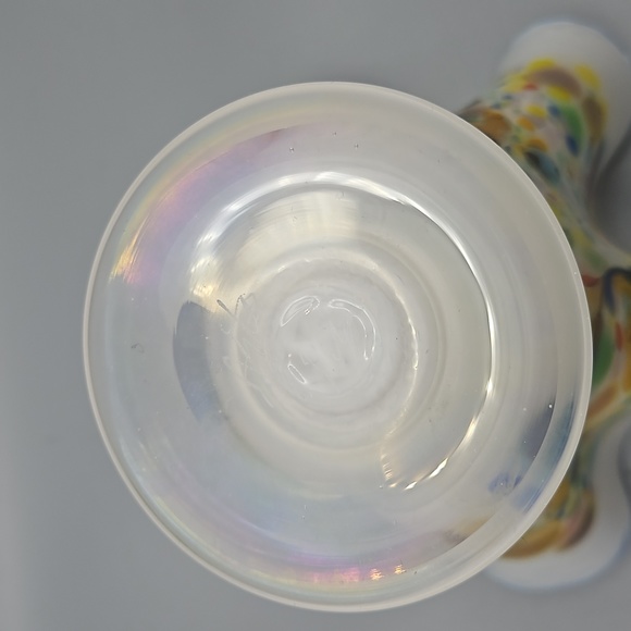 Arte Vargas rainbow swirl Handkerchief vase - Picture 5 of 6